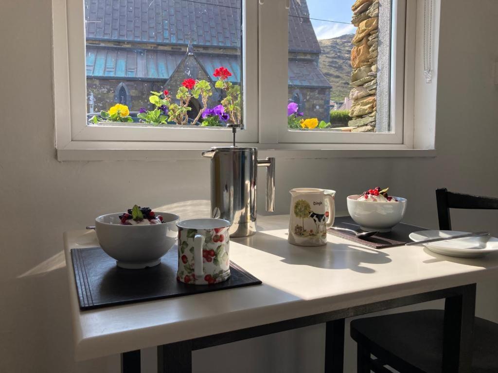 Cille Apartments, Ballyferriter Village Екстериор снимка