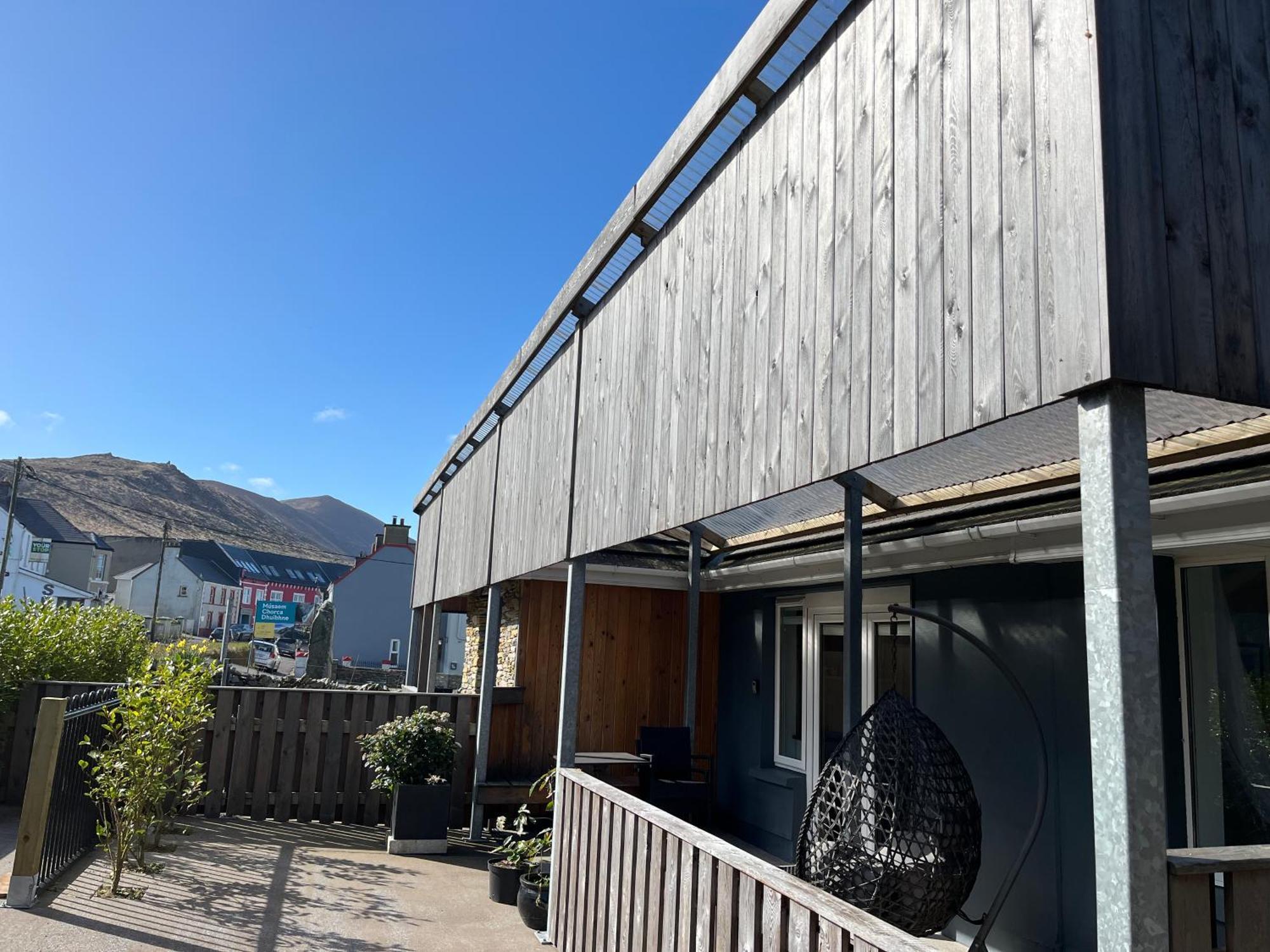 Cille Apartments, Ballyferriter Village Екстериор снимка